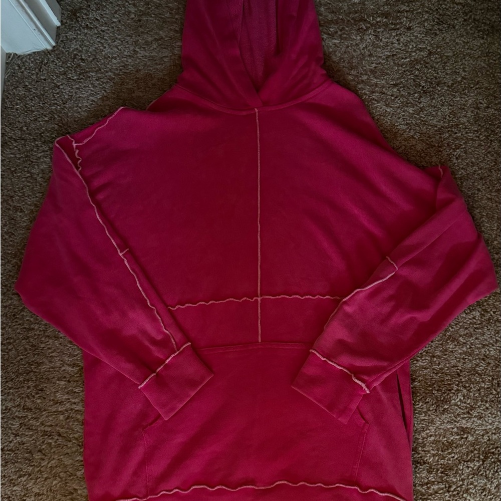 Wild Fable Red Top